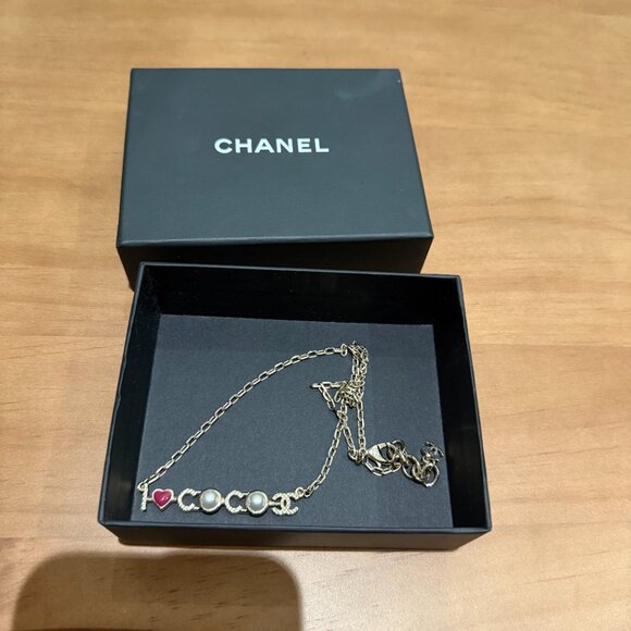 Chanel Metal Resin Pearl I Love Coco Necklace Gold Multicolor - Picture 7 of 8